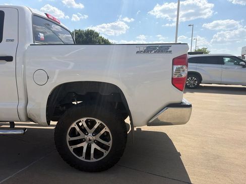 Used 2018 Toyota Tundra SR5 w/ SR5 Upgrade Package RWD image 4