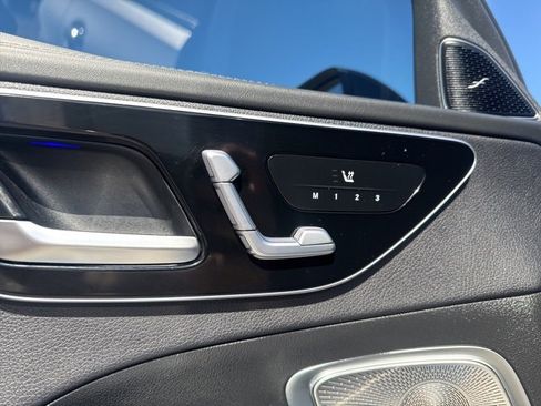 Used 2023 Mercedes-Benz C 300 C 300 image 5