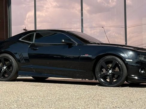 Used 2011 Chevrolet Camaro SS w/ RS Package RWD image 16