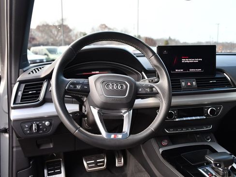 Used 2021 Audi SQ5 Prestige w/ Prestige Package image 12