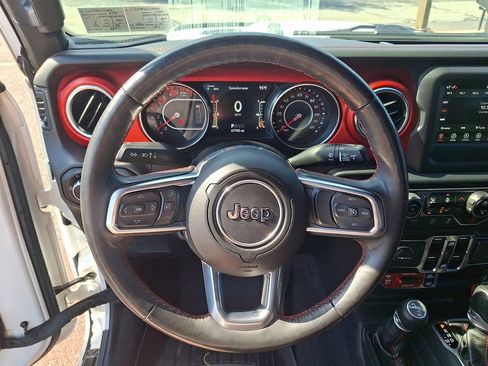Used 2020 Jeep Gladiator Rubicon w/ LED Lighting Group AWD/4WD image 18
