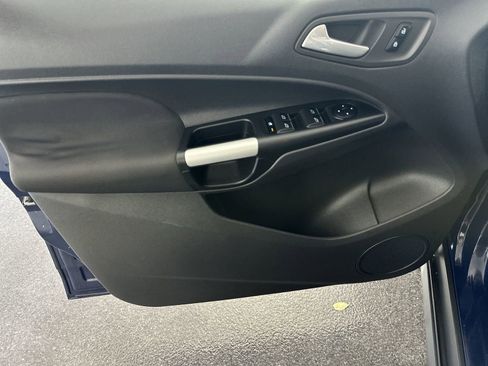 Used 2016 Ford Transit Connect XLT image 35