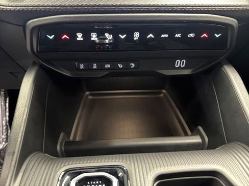 New 2026 Jeep Cherokee Overland image 16