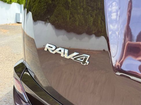 Used 2018 Toyota RAV4 Limited w/ All Weather Liner Package AWD/4WD image 7