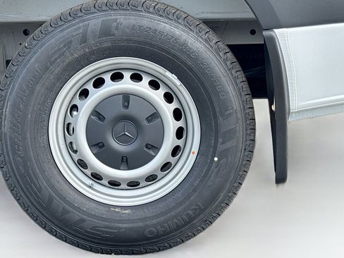 New 2026 Mercedes-Benz Sprinter 2500 image 26
