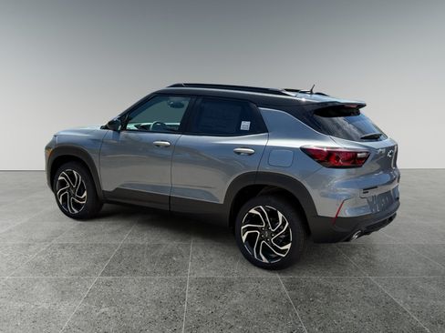 New 2026 Chevrolet TrailBlazer RS w/ Convenience Package AWD/4WD image 3