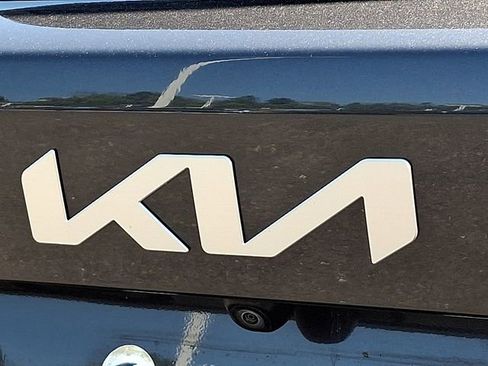 Used 2023 Kia Sorento EX AWD/4WD image 29