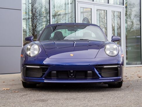 Used 2024 Porsche 911 Targa 4S w/ Premium Package image 2