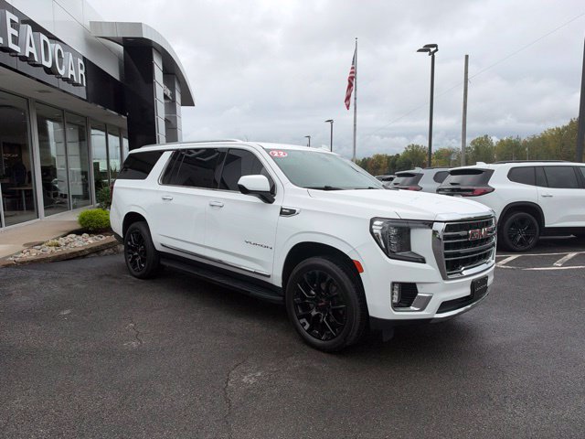 Used 2022 GMC Yukon XL SLT AWD/4WD image 6