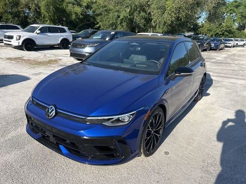 Used 2026 Volkswagen Golf image 2