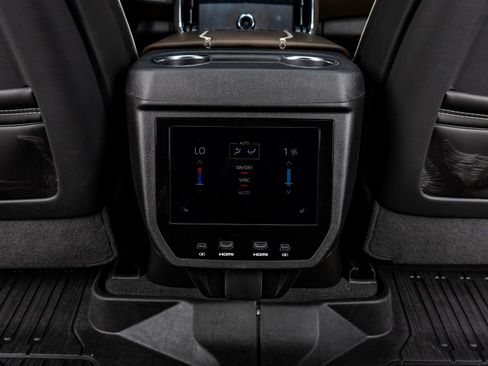 Used 2026 GMC Yukon XL Denali Ultimate image 33