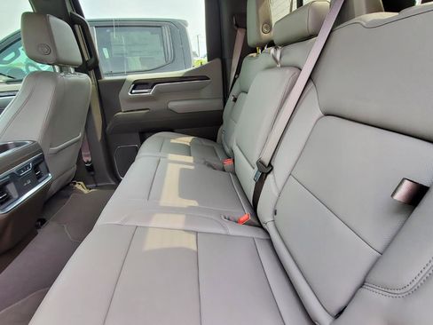 Used 2025 GMC Sierra 1500 SLT w/ SLT Premium Plus Package image 5