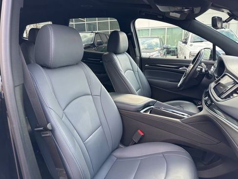 Used 2022 Buick Enclave Premium w/ Experience Buick Package image 19