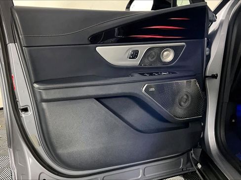 Used 2024 Lincoln Nautilus Reserve w/ Equipment Group 203A image 19