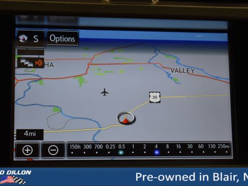 Used 2016 Lexus GX 460 w/ Premium Package image 2
