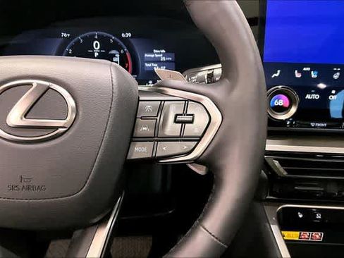 Used 2026 Lexus TX 350 AWD w/ Technology Package image 12