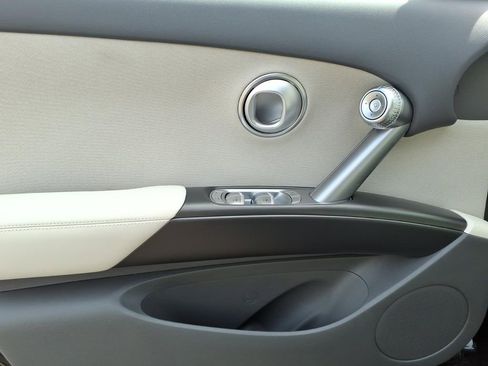 New 2026 Genesis GV60 RWD image 13