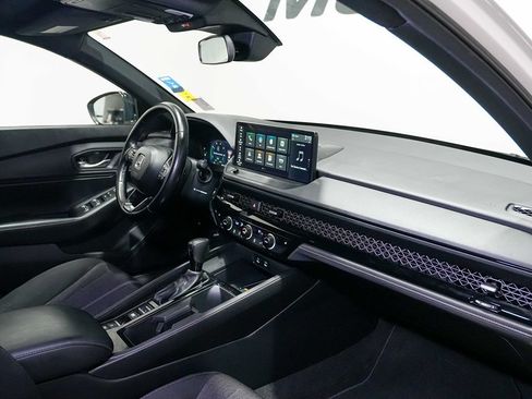 Used 2025 Honda Accord Sport image 19