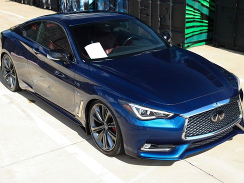 Used 2019 INFINITI Q60 Red Sport 400 RWD image 19