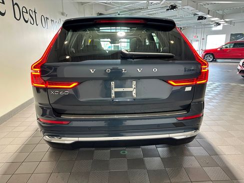 Used 2023 Volvo XC60 T8 Ultimate AWD/4WD image 5