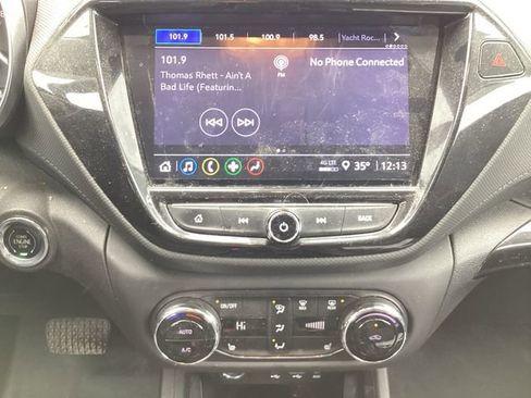 Used 2022 Chevrolet TrailBlazer LT w/ Convenience Package image 10