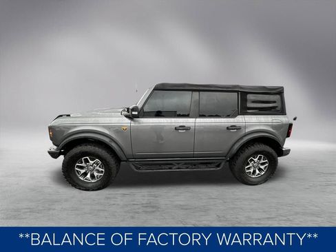 Used 2022 Ford Bronco Badlands image 11