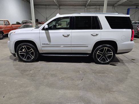 Used 2017 GMC Yukon Denali w/ Open Road Package AWD/4WD image 5