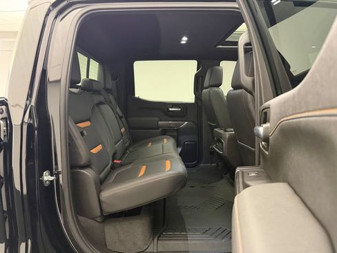 Used 2021 GMC Sierra 1500 AT4 w/ AT4 Premium Package AWD/4WD image 27