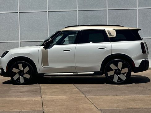 Used 2025 MINI Cooper Countryman S w/ Comfort Package Max AWD/4WD image 7