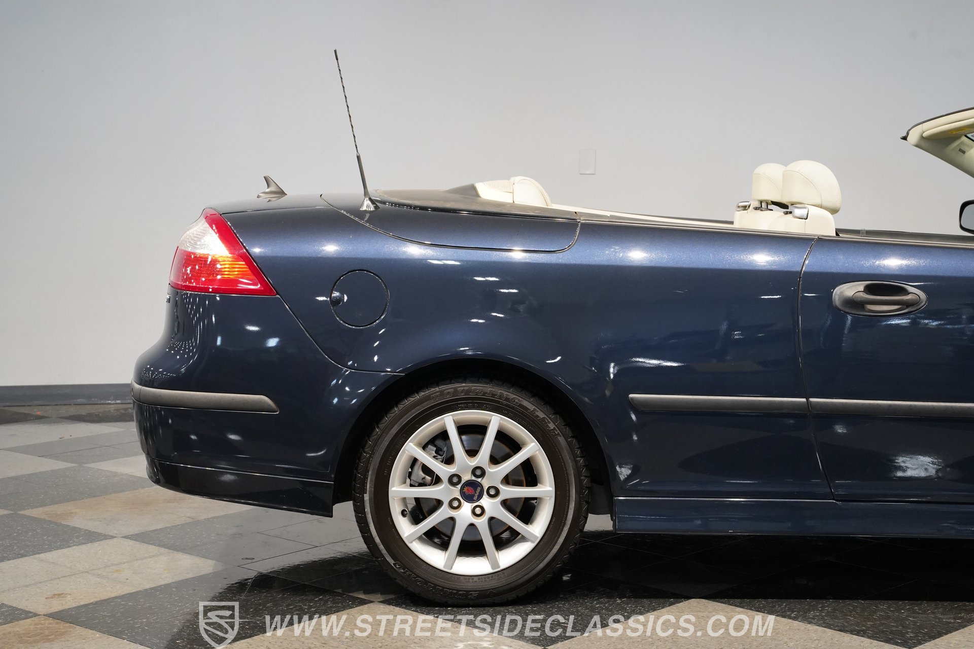 Used 2005 Saab 9-3 Arc FWD image 30
