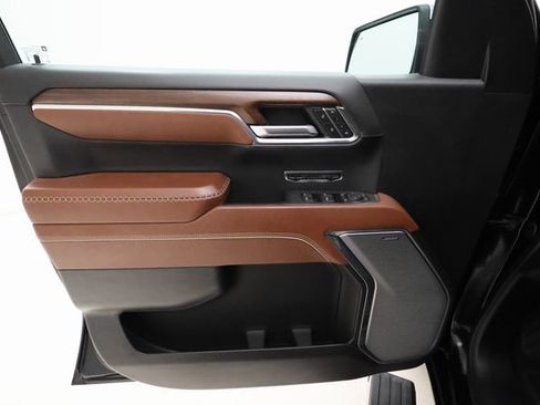 Used 2024 GMC Sierra 1500 Denali Ultimate image 7