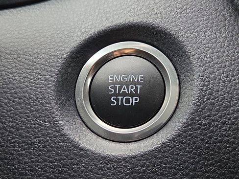 Used 2025 Toyota Corolla SE FWD image 20