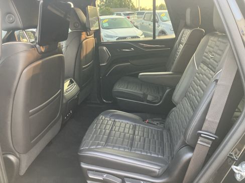 Used 2021 Cadillac Escalade Sport Platinum w/ LPO, ONYX Package AWD/4WD image 16