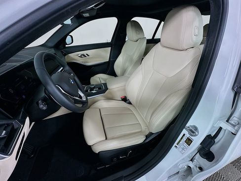 Certified 2024 BMW 330i Sedan w/ Premium Package image 21
