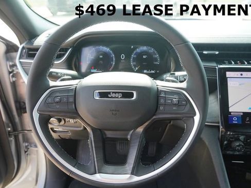 New 2025 Jeep Grand Cherokee Limited w/ Black Appearance Package image 26