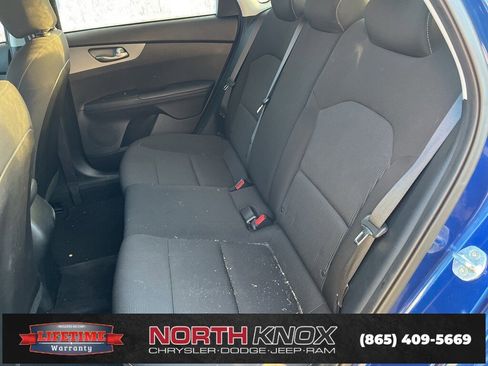 Used 2021 Kia Forte LXS image 9