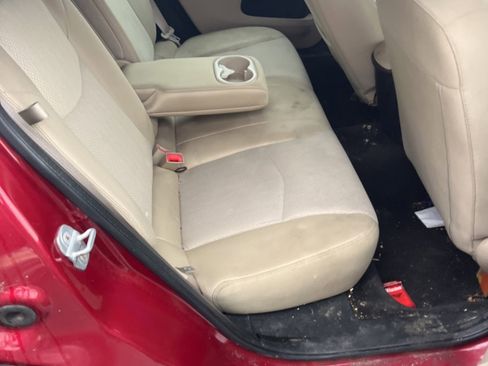 Used 2011 Chrysler 200 Touring image 19