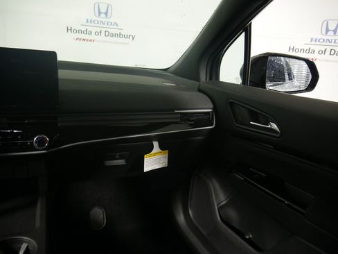 New 2025 Honda Prologue EX image 14