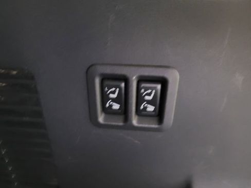 Used 2015 Nissan Armada Platinum image 64