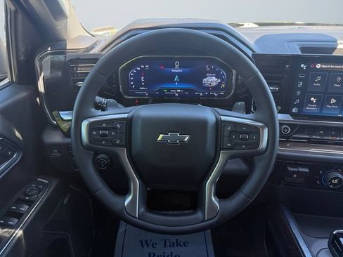 Used 2024 Chevrolet Silverado 1500 RST w/ Redline Edition AWD/4WD image 12