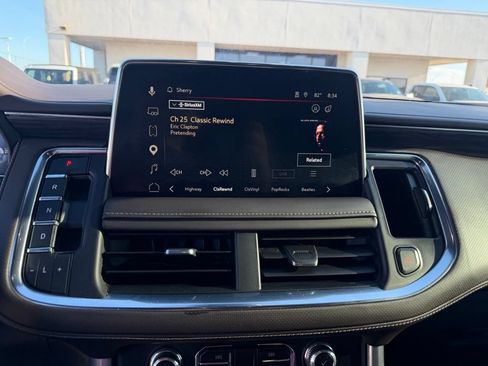 Used 2023 GMC Yukon SLT w/ SLT Luxury Package AWD/4WD image 38