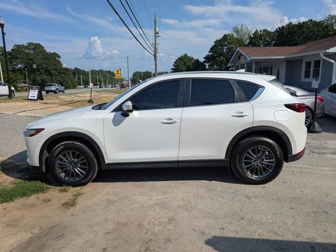 Used 2020 MAZDA CX-5 Touring FWD image 3