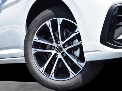 New 2025 Volkswagen Jetta Sport image 3