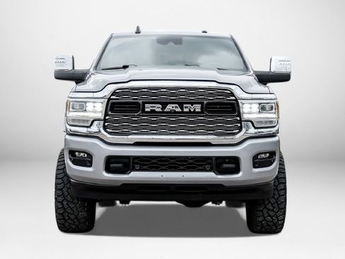 Used 2023 RAM 3500 Limited AWD/4WD image 3