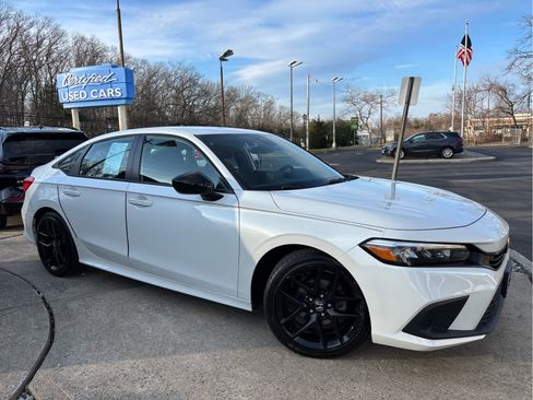 Certified 2023 Honda Civic Sport image 3