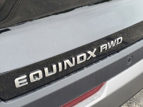 New 2026 Chevrolet Equinox LT w/ Convenience Package II AWD/4WD image 31