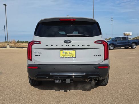 Used 2021 Kia Telluride SX w/ SX Prestige Package image 7