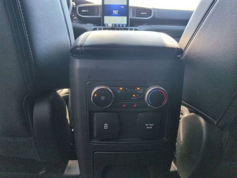 Certified 2023 Ford Explorer Limited w/ Limited Technology Package AWD/4WD image 38