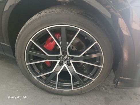 Used 2021 Audi Q8 Premium Plus w/ Premium Plus Package image 18