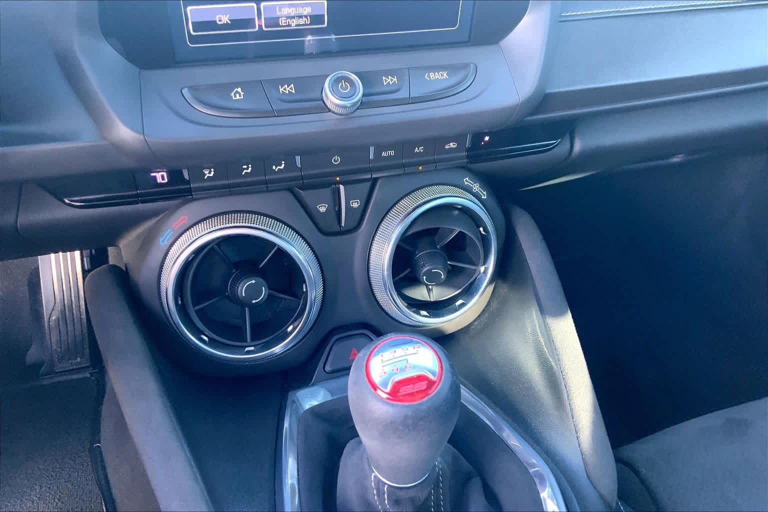 Used 2018 Chevrolet Camaro SS RWD image 34
